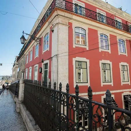 Apartment A Captivating Close To River Tagus In Lisbon